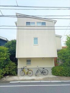 建物外観（２０２５年８月）撮影