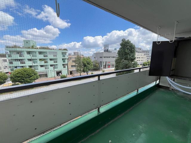 バルコニー  写真撮影日：2025-09-04
