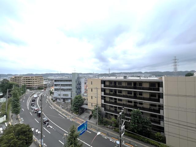 住戸からの眺望写真  写真撮影日：2025-09-08