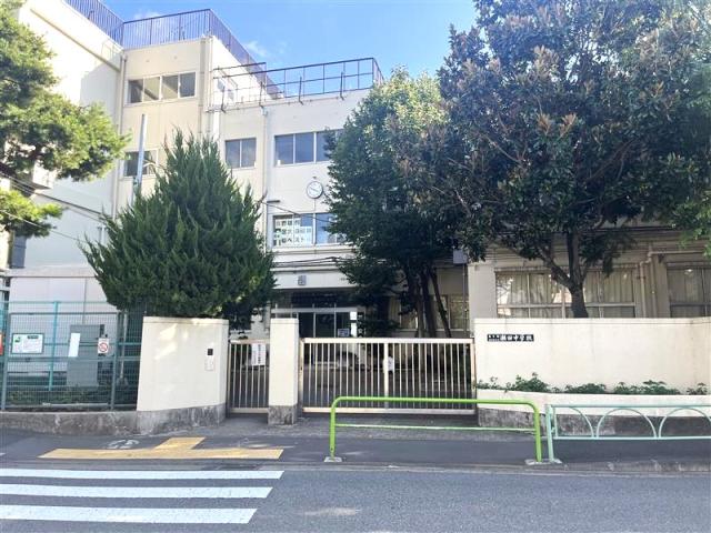 世田谷区立瀬田中学校 1360m 写真撮影日：2025-09-07