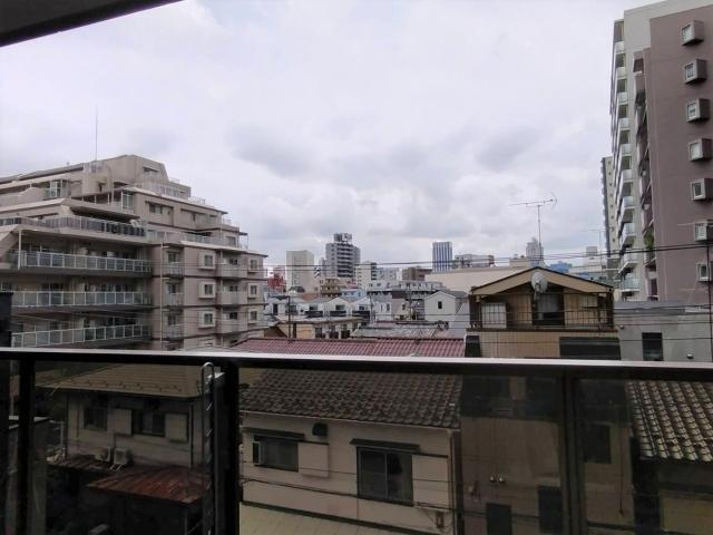 住戸からの眺望写真  写真撮影日：2025-09-27