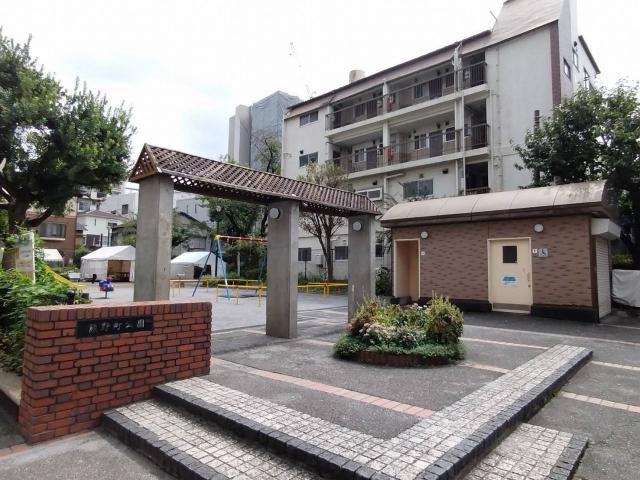 板橋区立熊野町公園 180m 写真撮影日：2025-09-12