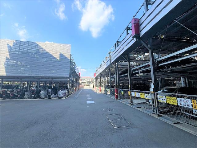 駐車場(共用設備)  写真撮影日：2025-09-01