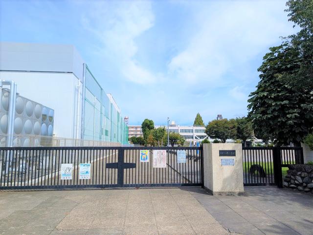 昭島市立東小学校 320m 写真撮影日：2025-09-22