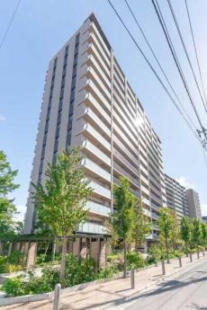 2019年1月築・総戸数399戸の大規模マンション『ザ・パークハウスオイコス赤羽志茂サードスクエア』
