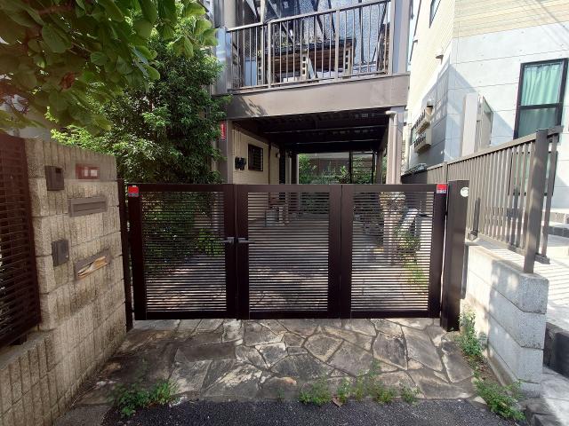 駐車場  写真撮影日：2025-10-08