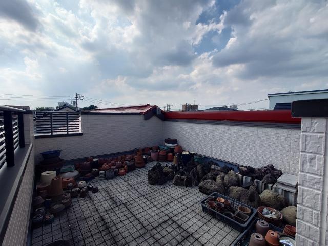 バルコニー  写真撮影日：2025-10-08