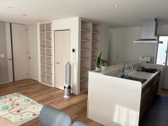 リビング  写真撮影日：2025-11-12