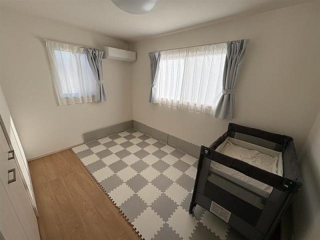 リビング以外の居室  写真撮影日：2025-11-12