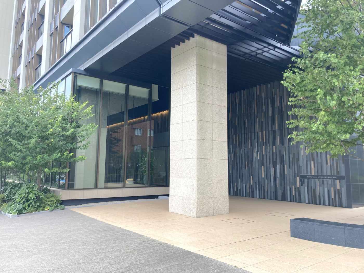 エントランス 写真撮影日：10/1/25, 12:00 AM