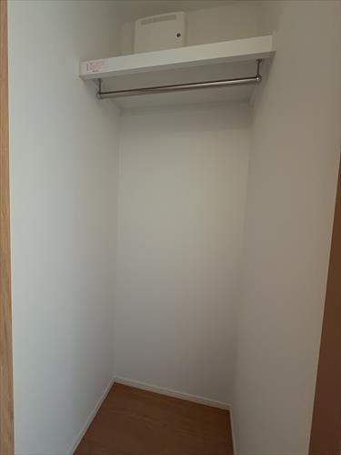 クローゼット（３階洋室４．８帖）