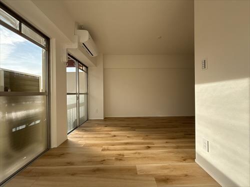 ＬＤＫ約１５．４帖