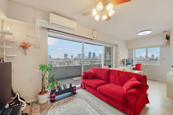 床暖房付き12.6帖のリビングダイニングキッチン