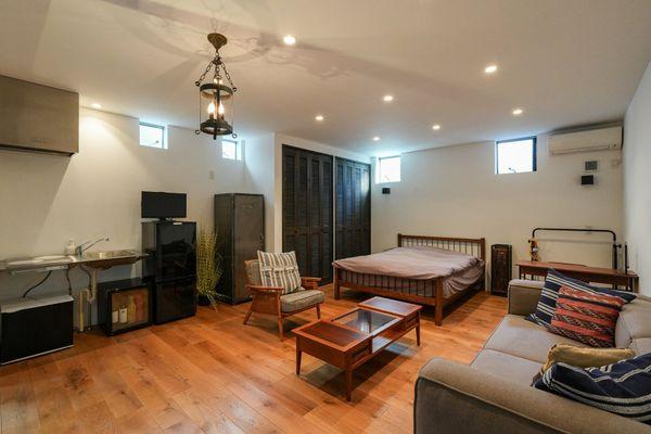 1階洋室約15.8帖※家具備品等は価格に含まれません