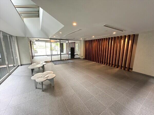 【グランドエントランスホール】