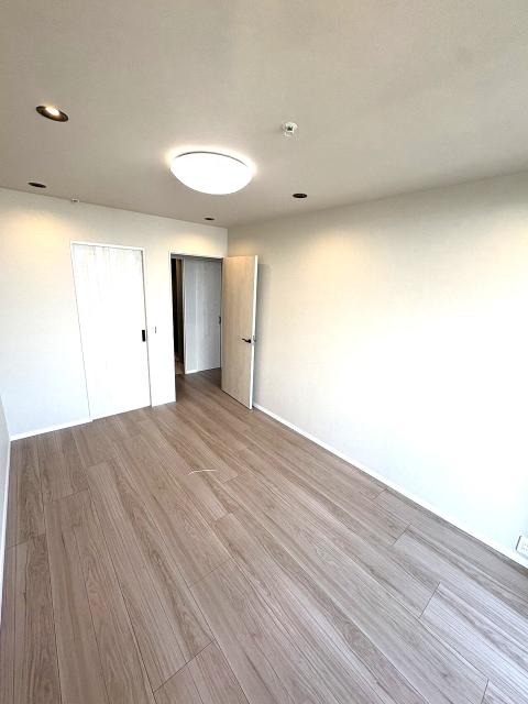 リビング以外の居室  写真撮影日：2026-03-18