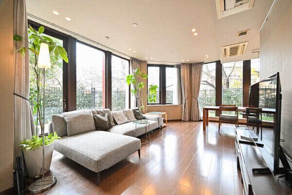 ※販売対象に家具・調度品は含まれません。