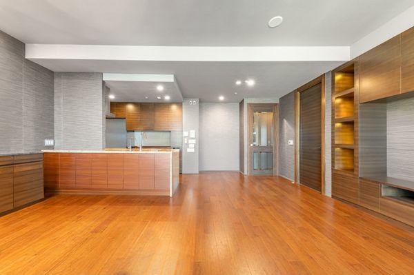 LDK●空室リフォームCGにCG家具等を配置。リフォーム費用・家具等は価格に含まず。現況引渡し