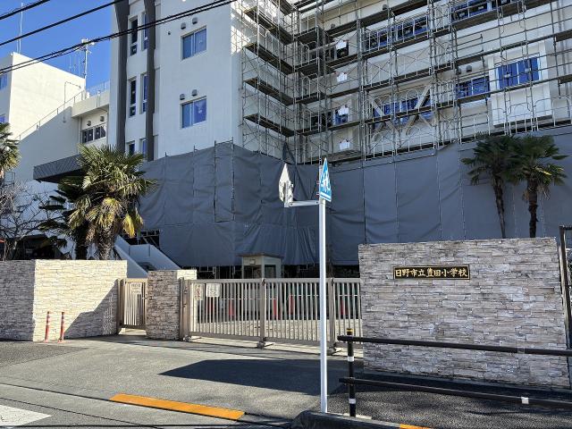 市立豊田小学校 630m 写真撮影日：2025-12-22