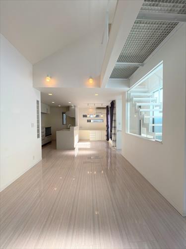 ＬＤＫ約１８．３帖