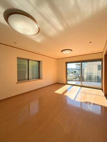 ＬＤＫ約１６．０帖