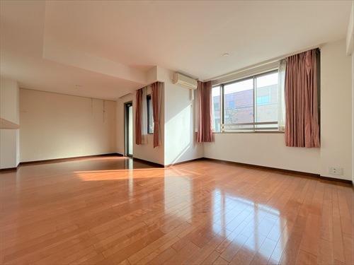 リビングダイニング（１）