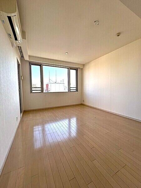 断熱性、遮音性が期待できる二重床・二重天井構造です。のびのびと団らんの時間をお過ごしいただけます。