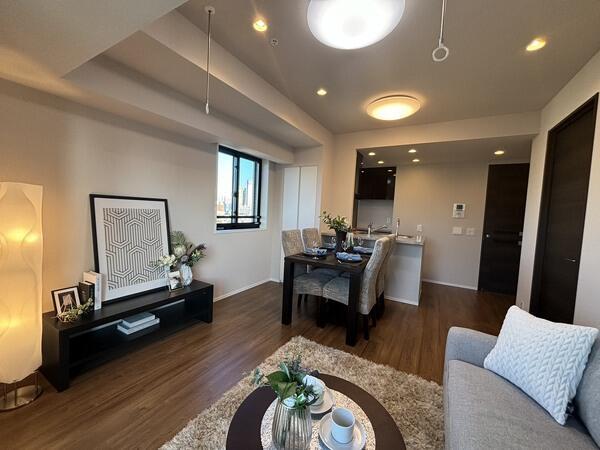 約13.3帖のリビングダイニングキッチン※家具調度品は販売対象に含まれません