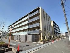 2015年8月築、三菱地所レジデンス分譲「ザ・パークハウス」シリーズ