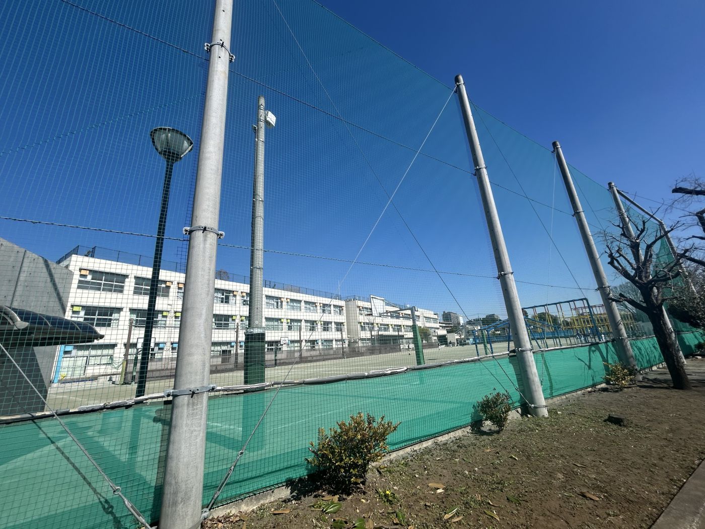 世田谷区立東深沢小学校