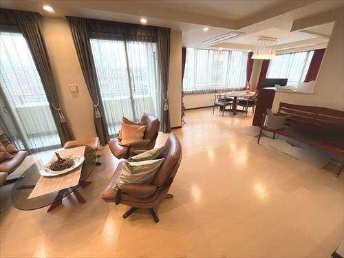 リビングダイニング