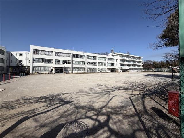町田第三小学校 340m 写真撮影日：2026-03-30