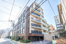 陽当り・通風良好な南東・南西角住戸。ペットと一緒に暮らせるマンションです(規約制限有り)。