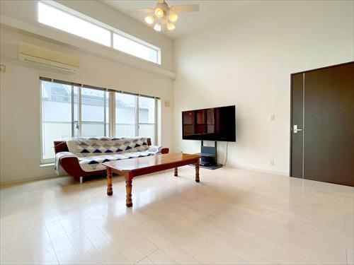 リビングダイニング（床暖房付き）