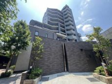 東武伊勢崎線「五反野」駅徒歩4分。毎日の通勤や、お休みの日のお出かけなどにも便利な立地です。