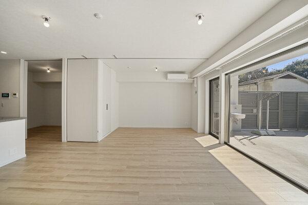 LDには床暖房が備わっています。温風が出ないため乾燥がしにくく、寒い季節も快適に過ごせます。