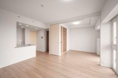 LD約11.1帖＋K約3.4帖＋洋室約4.5帖