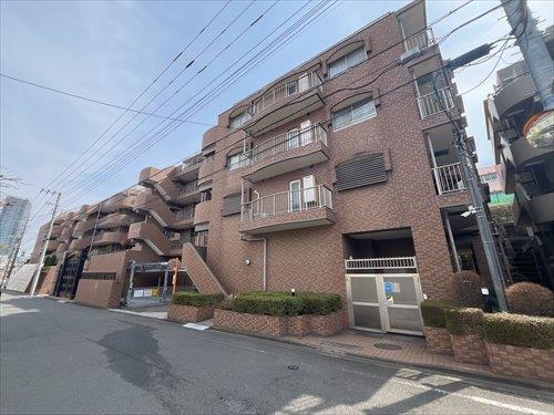 マンション外観（２０２６年３月撮影）