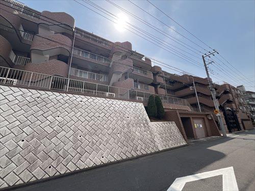 マンション外観（２０２６年３月撮影）