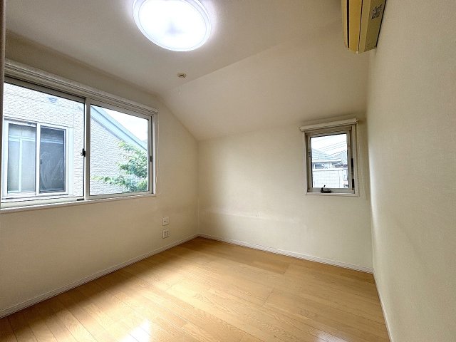 リビング以外の居室  写真撮影日：2026-04-25