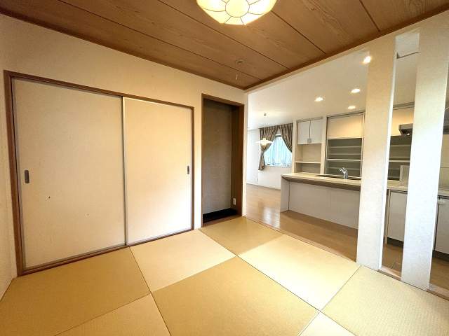 リビング以外の居室  写真撮影日：2026-04-25