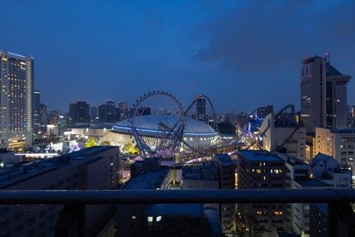 バルコニーからの眺望（夜景）