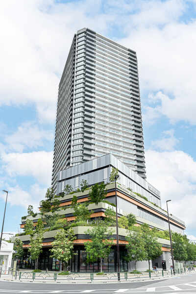 埼京線「十条」駅徒歩1分の好立地、地上39階建・総戸数578戸の大規模タワーマンション。