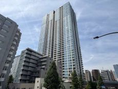 大規模複合再開発により誕生した総戸数1247戸の制震構造・高層タワーマンション