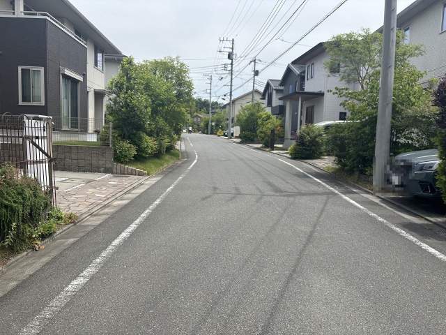 前面道路含む現地写真  写真撮影日：2026-06-01