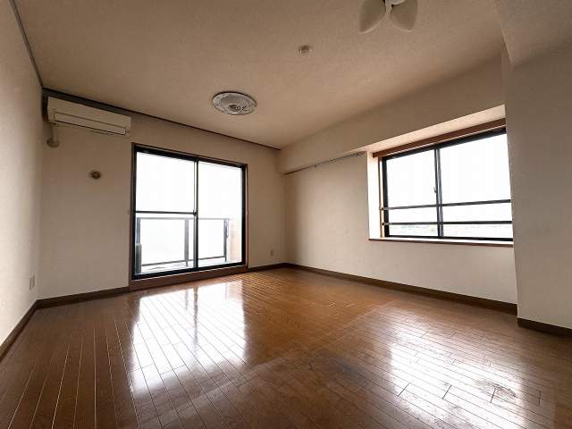 リビング  写真撮影日：2026-06-01
