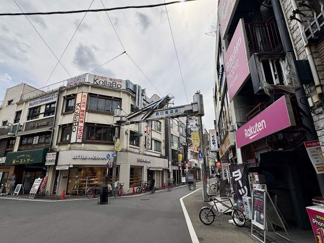西口商店街 700m 写真撮影日：2026-06-19