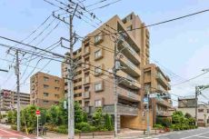 3路線が乗り入れる「小竹向原」駅まで徒歩13分の立地です。ペットの飼育が可能(飼育細則有り)。