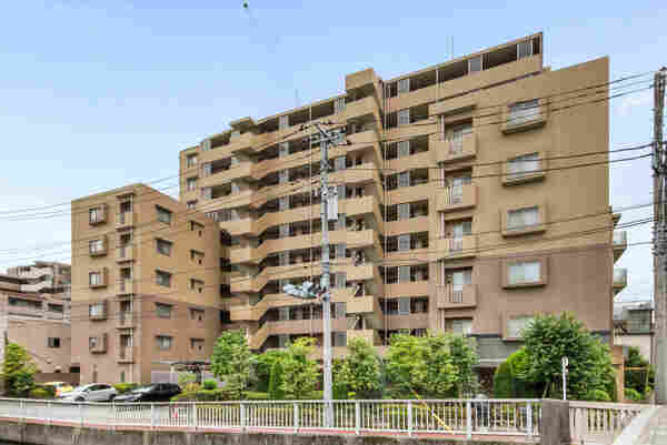 現況空室につき、ご連絡いただければ随時ご内覧が可能です。日程調整など、ぜひお気軽にご相談ください。