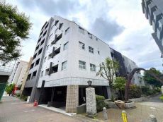 JR中央本線他「高円寺」駅徒歩8分、東京メトロ丸ノ内線「東高円寺」駅徒歩8分。複数路線利用できます。